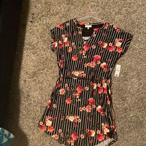 Brand new women’s Bobbie Brooks Size XL dress.